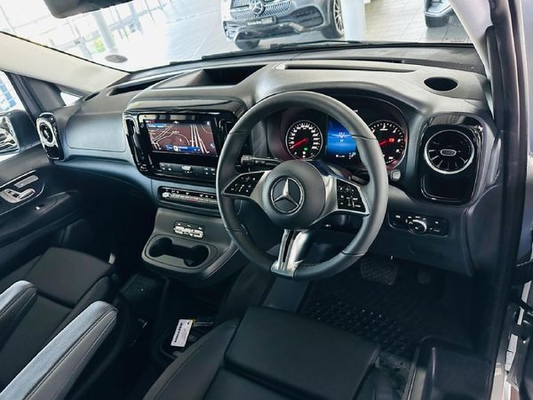 2025-Mercedes-Benz-Vito-119-20-CDI-Mixto-Crewcab-Auto-Panel-Van image:2