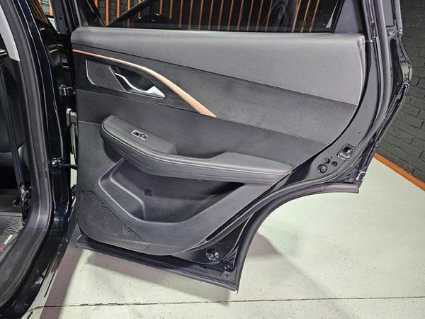 2024-Omoda-C5-15T-Luxury image:18