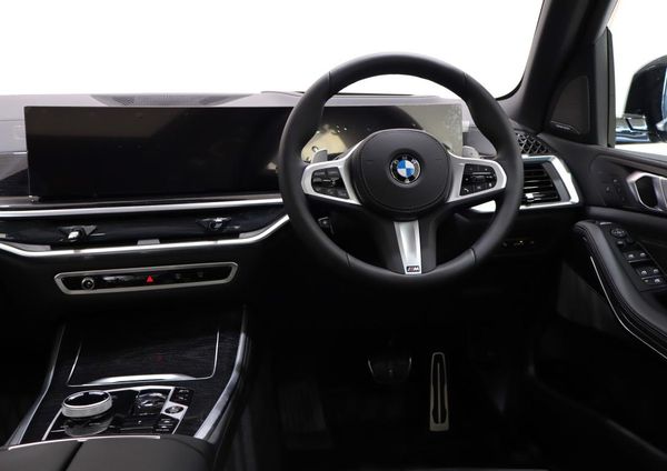 2025-BMW-X5-xDrive30d-M-Sport-Pro image:11