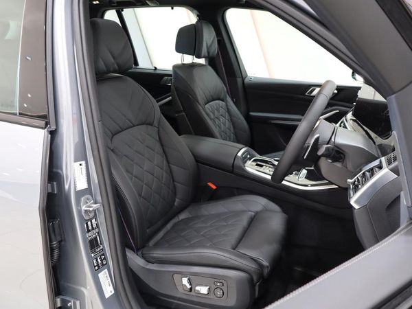 2025-BMW-X5-xDrive30d-M-Sport-Pro image:16