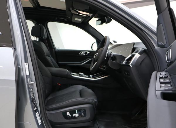 2025-BMW-X5-xDrive30d-M-Sport-Pro image:18