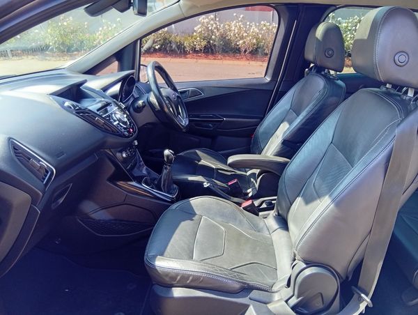 2016-Ford-B-Max-10-EcoBoost-Titanium image:8