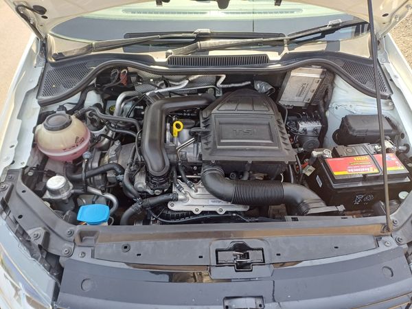 Used Volkswagen Polo TSI BLUEMOTION for sale in Gauteng Cars