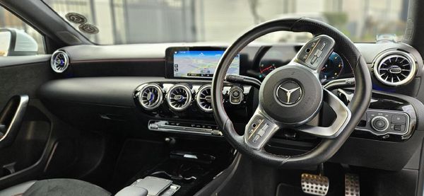 2022-Mercedes-Benz-A-Class-A-200-Sedan image:16