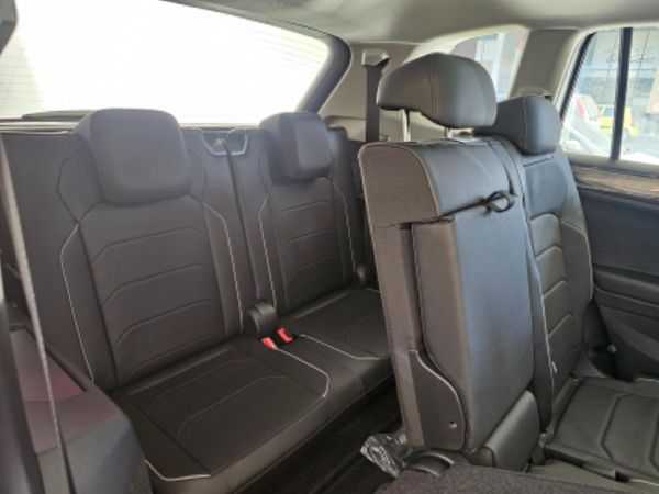2025-Volkswagen-Tiguan-Allspace-14-TSI-Life-DSG-Auto image:10