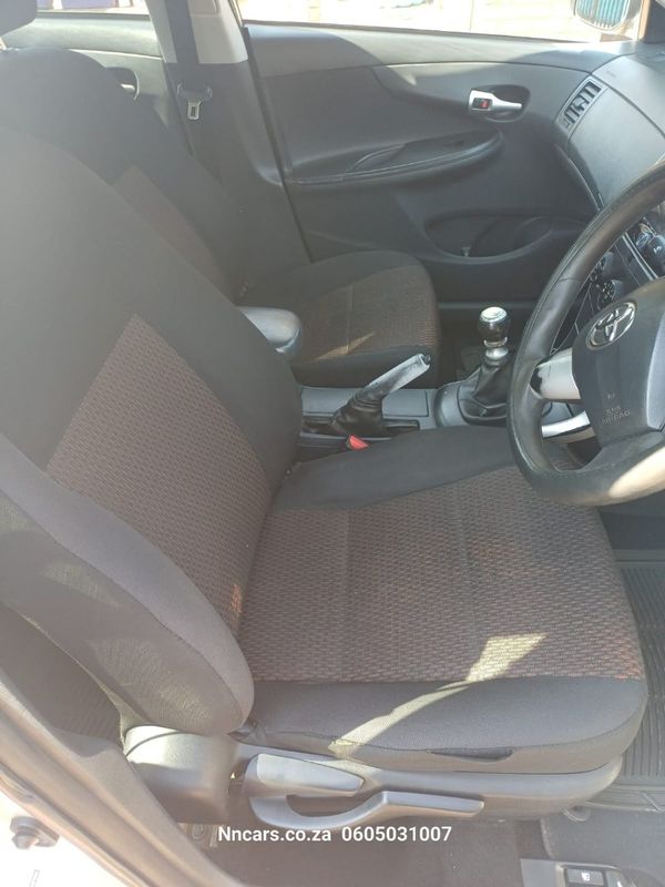 2017-Toyota-Corolla-Quest-16-Plus image:10