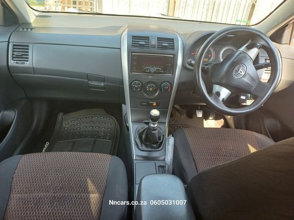 2017-Toyota-Corolla-Quest-16-Plus image:8