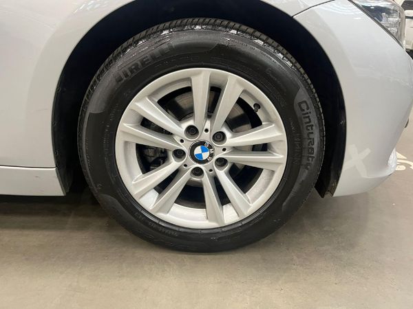 2018-BMW-3-Series-320i-Auto image:8