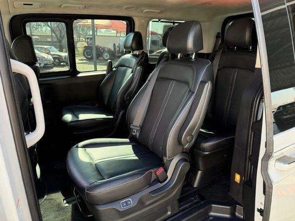2022-Hyundai-Staria-22d-Luxury-Auto image:7
