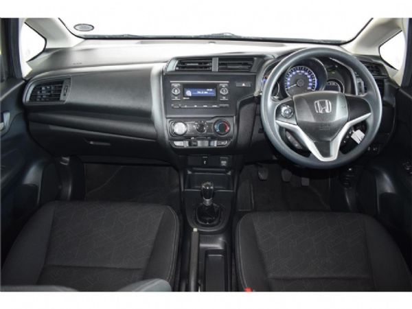 2020-Honda-Jazz-12-Comfort image:8