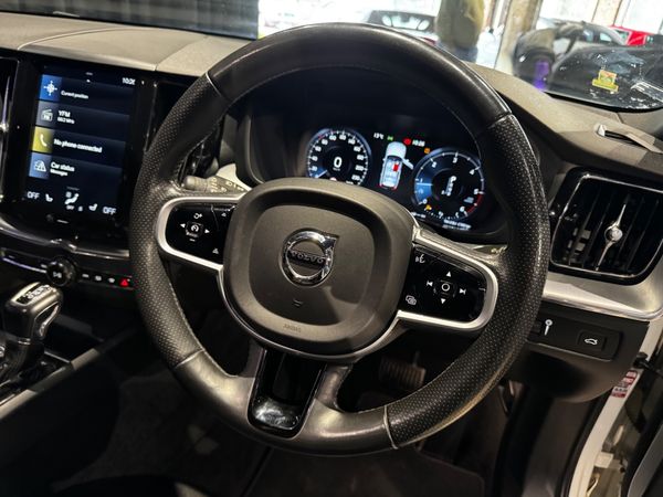 2018-Volvo-XC60-D4-Momentum-Auto-AWD image:12