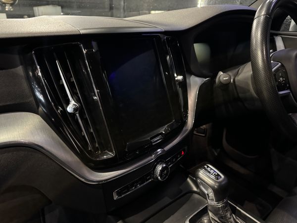 2018-Volvo-XC60-D4-Momentum-Auto-AWD image:17