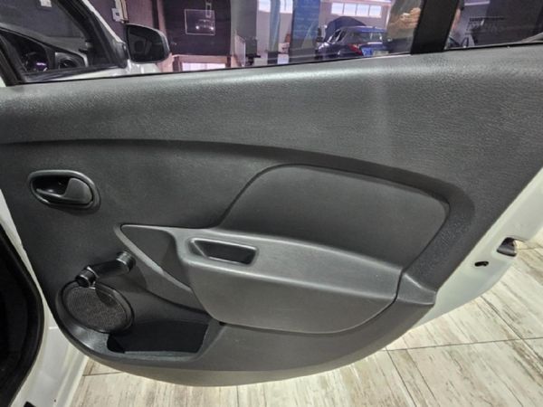 2019-Renault-Sandero-900T-Expression image:12