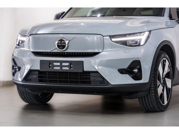 2025-Volvo-C40-Recharge-Twin-Pure-Electric image:4