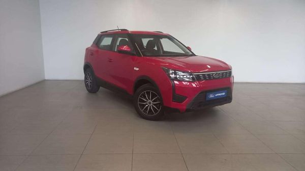 2020-Mahindra-XUV-300-12T-W6 image:1