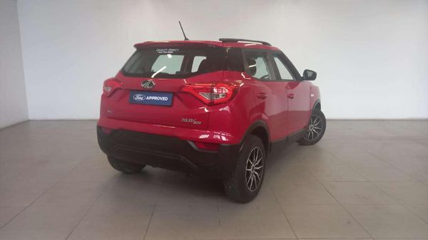 2020-Mahindra-XUV-300-12T-W6 image:3