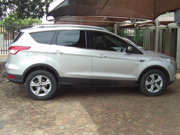 2016-Ford-Kuga-15-EcoBoost-Ambiente-Auto image:7
