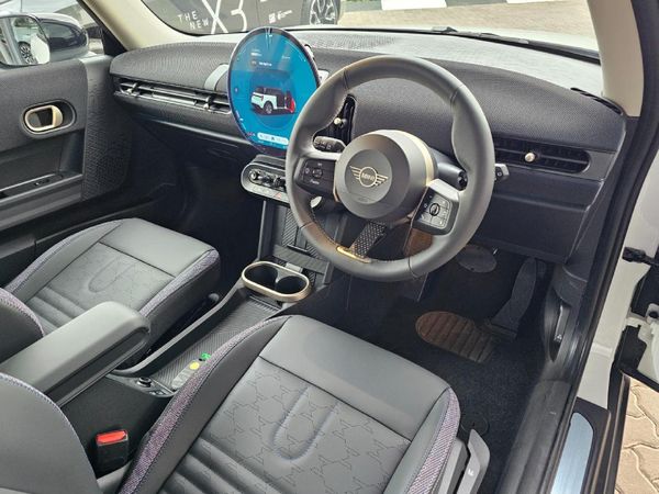 2025-MINI-Hatch-Cooper-Auto image:5