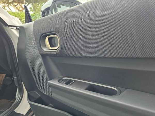 2025-MINI-Hatch-Cooper-Auto image:8