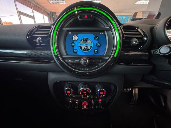2021-MINI-Clubman-Cooper-JCW-Auto image:12
