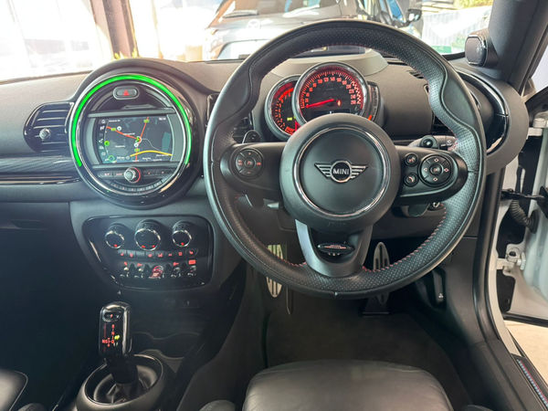 2021-MINI-Clubman-Cooper-JCW-Auto image:6