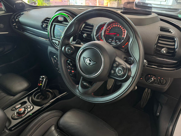 2021-MINI-Clubman-Cooper-JCW-Auto image:7