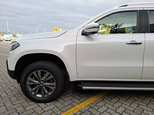 2020-Mercedes-Benz-X-Class-X250d-4x4-Power image:4