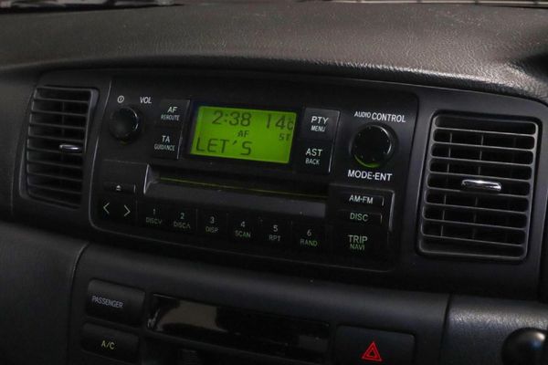 2004-Toyota-Corolla-180i-GLS-Auto image:7