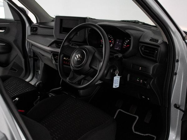 2026-Suzuki-Swift-12-GL image:6