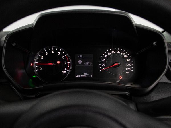 2026-Suzuki-Swift-12-GL image:8