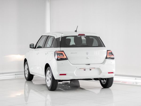 2025-Suzuki-Swift-12-GL image:3