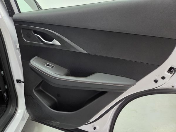 2026-Omoda-C7-15T-SHS-DHT-Phev image:16