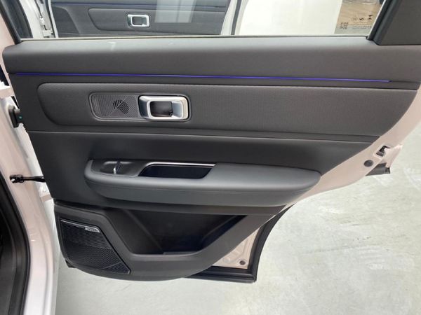 2026-Omoda-C7-15T-SHS-DHT-Phev image:20