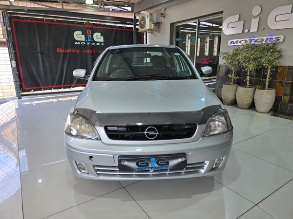 Used Opel Corsa Classic 1.8 Executive for sale in Gauteng - Cars