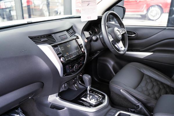2026-Nissan-Navara-25-DDTi-LE-Plus-4X4-Auto-Double-Cab image:9
