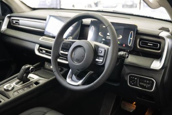 2026-GWM-P-Series-P300-24TD-LT-4x4-Double-Cab-Auto image:13
