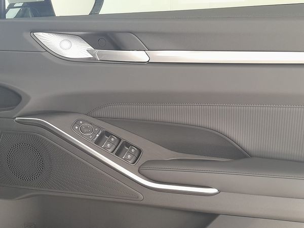2026-Haval-H6-15T-Hybrid-Luxury-DHT image:13