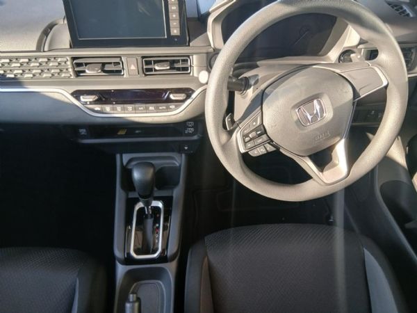 2026-Honda-Amaze-12-Trend image:7