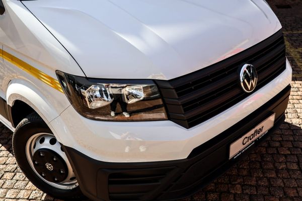 2025-Volkswagen-Crafter-Passenger-Carrier image:2