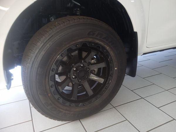 2025-Nissan-Navara-25D-XE-Double-Cab image:9