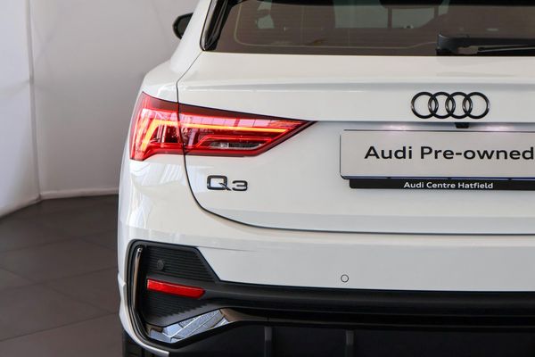 2025-Audi-Q3-Sportback-35TDI-Black-Edition image:11