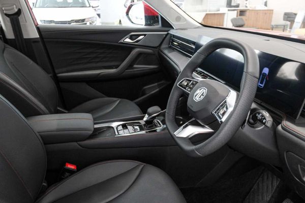 2026-MG-HS-20T-Lux-Auto image:14