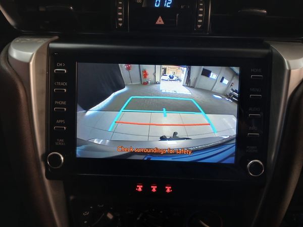 2020-Toyota-Fortuner-24-GD-6-Raised-Body-Auto image:10