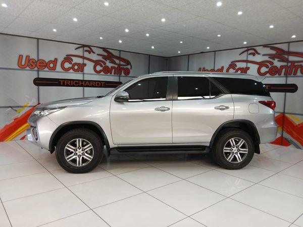 2020-Toyota-Fortuner-24-GD-6-Raised-Body-Auto image:3