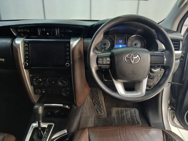 2020-Toyota-Fortuner-24-GD-6-Raised-Body-Auto image:8