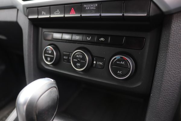 2021-Volkswagen-Amarok-20-BiTDI-Highline-Plus-132kW-Auto-Double-Cab image:10