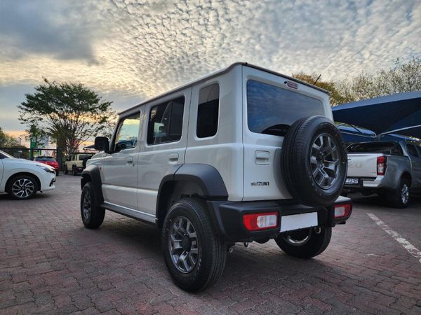 2026-Suzuki-Jimny-15-GLX-AllGrip-5-Door-Auto image:4