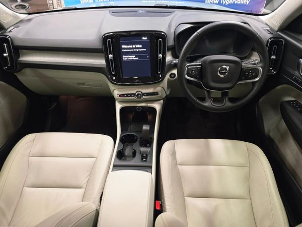 2024-Volvo-XC40-B3-Essential-Geartronic-Mild-Hybrid image:5