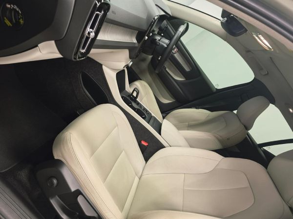 2024-Volvo-XC40-B3-Essential-Geartronic-Mild-Hybrid image:6