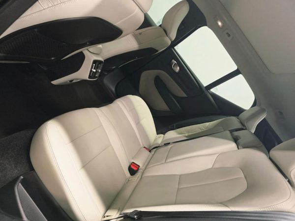 2024-Volvo-XC40-B3-Essential-Geartronic-Mild-Hybrid image:7